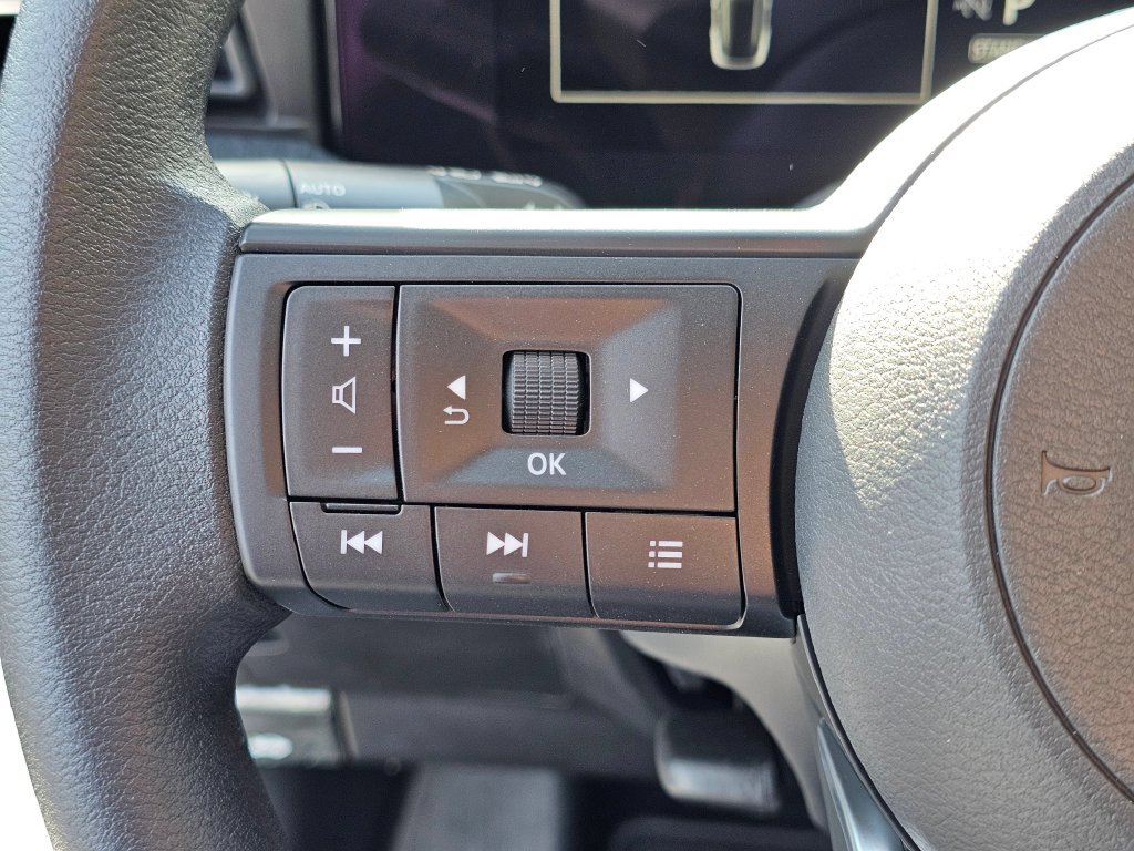 New 2027 Nissan Kicks S FWD image 19
