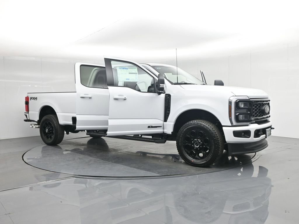 New 2026 Ford F350 XLT w/ XLT Premium Package AWD/4WD image 32