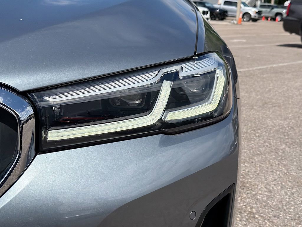Used 2021 BMW 540i w/ Premium Package RWD image 9