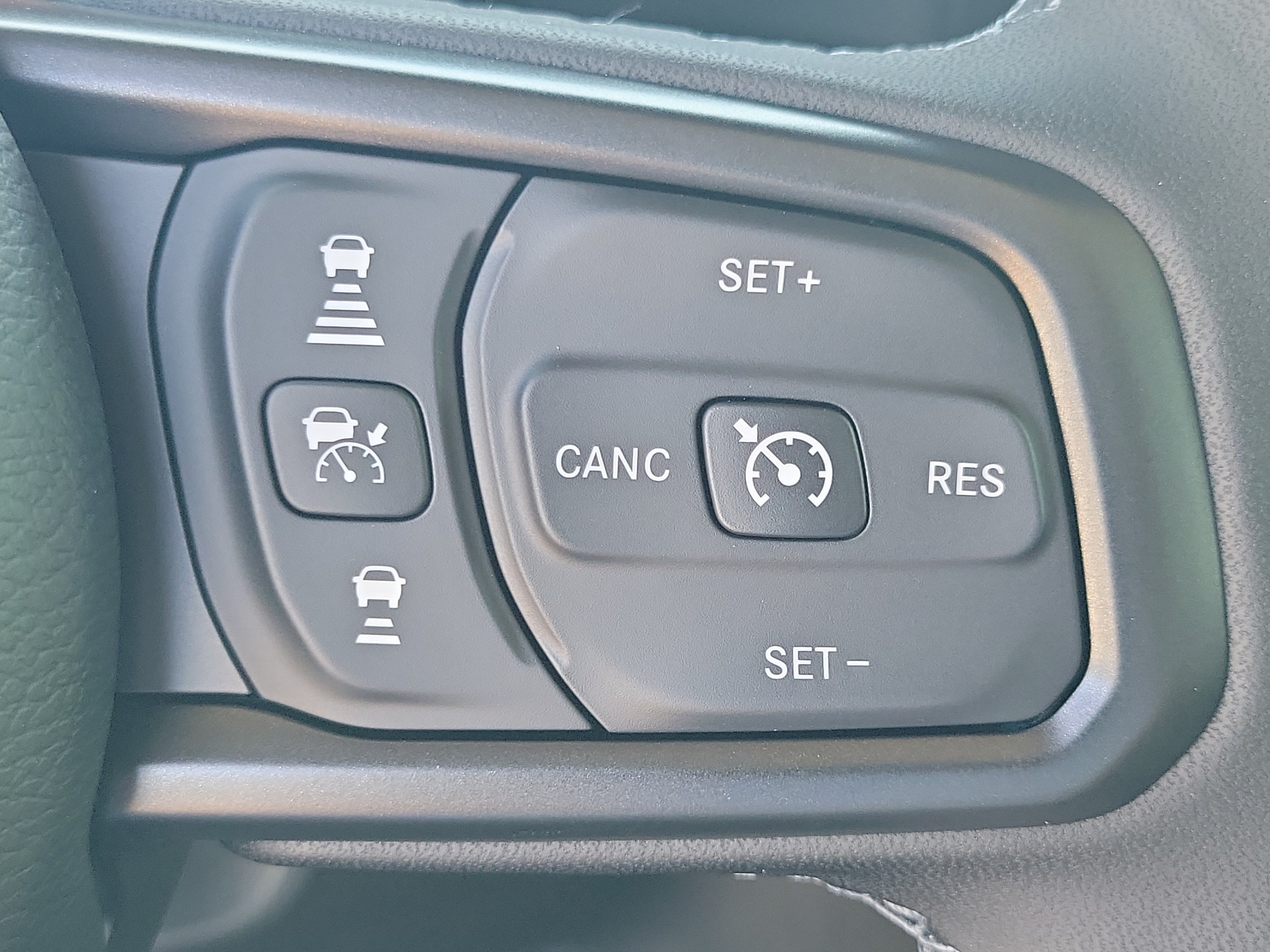 New 2026 Jeep Wrangler Unlimited Rubicon w/ Safety Group AWD/4WD image 12