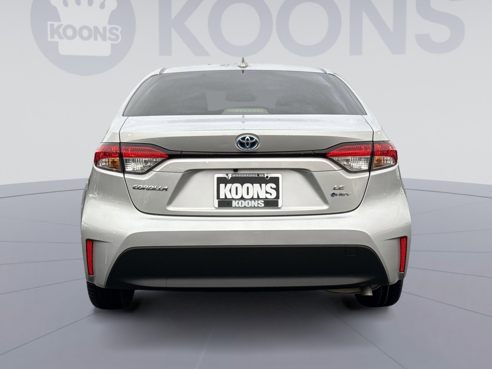 Used 2025 Toyota Corolla LE w/ Convenience Package image 5