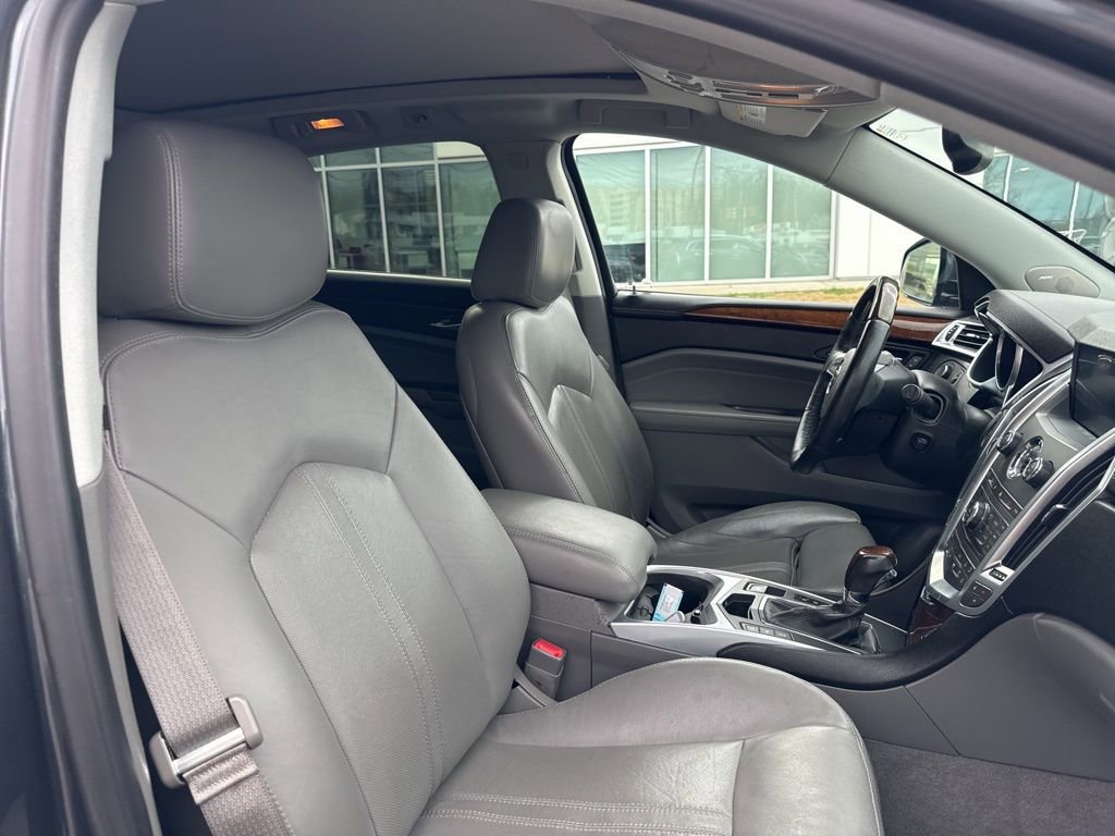 Used 2012 Cadillac SRX Luxury image 18