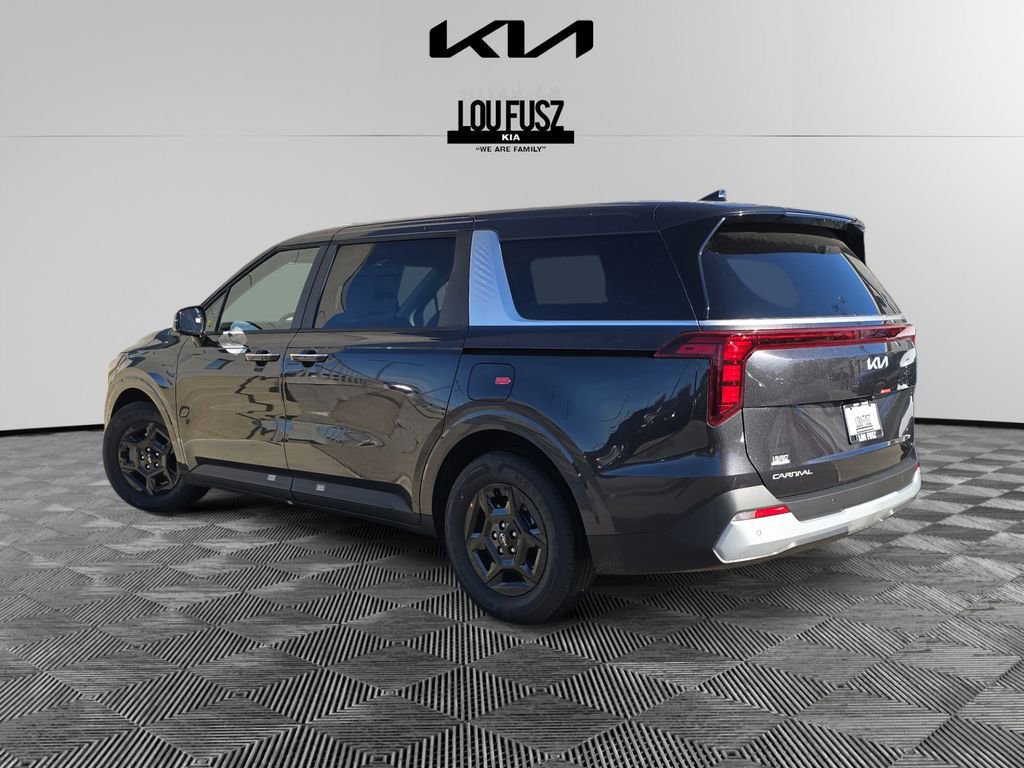 New 2026 Kia Carnival LX image 4
