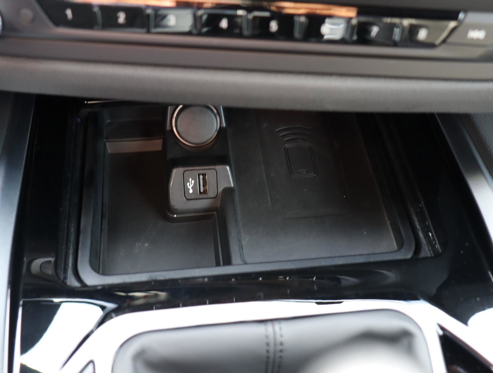 Used 2025 BMW Z4 M40i w/ Premium Package image 13