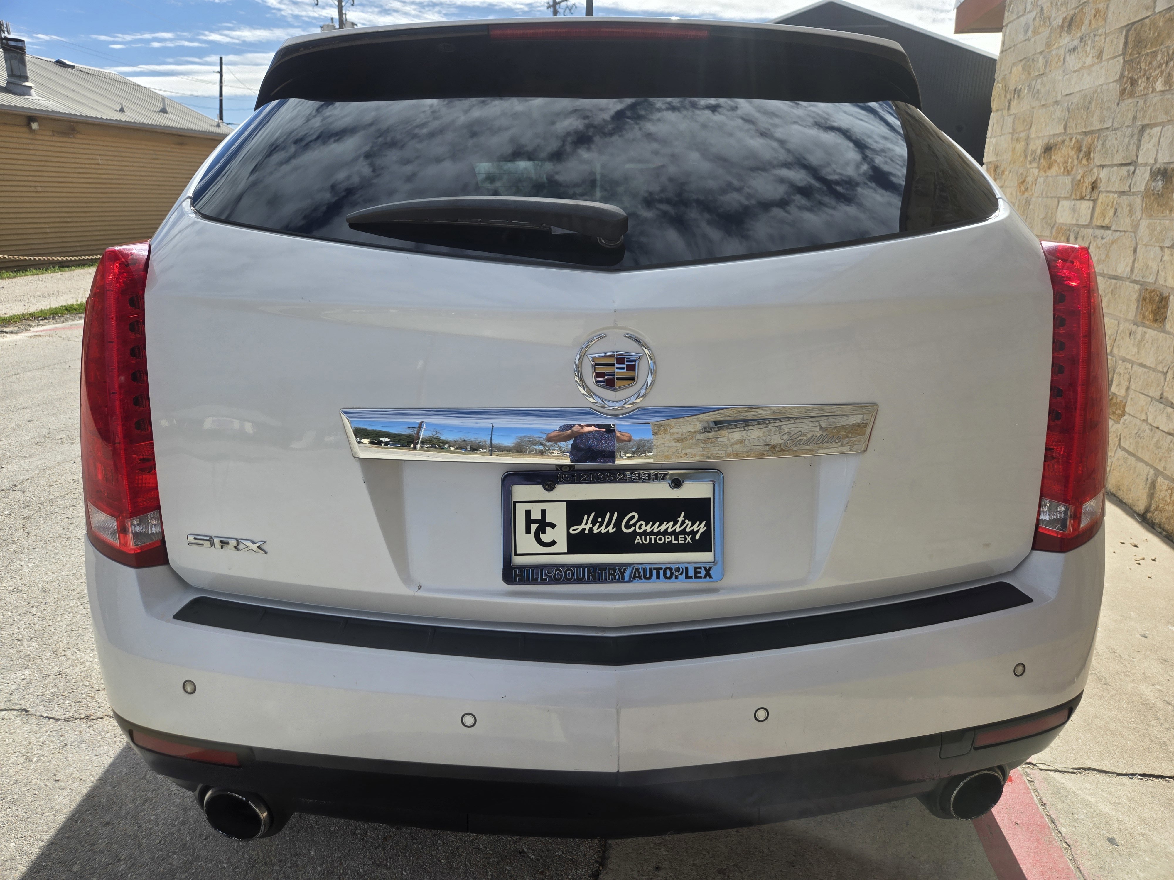 Used 2010 Cadillac SRX Luxury image 16
