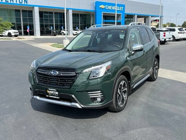 Used 2024 Subaru Forester Touring w/ POP Package 3 AWD/4WD image 12