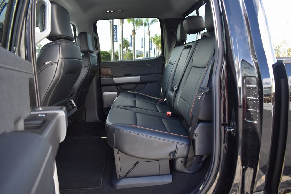 Used 2025 Ford F350 Lariat w/ FX4 Off-Road Package image 16