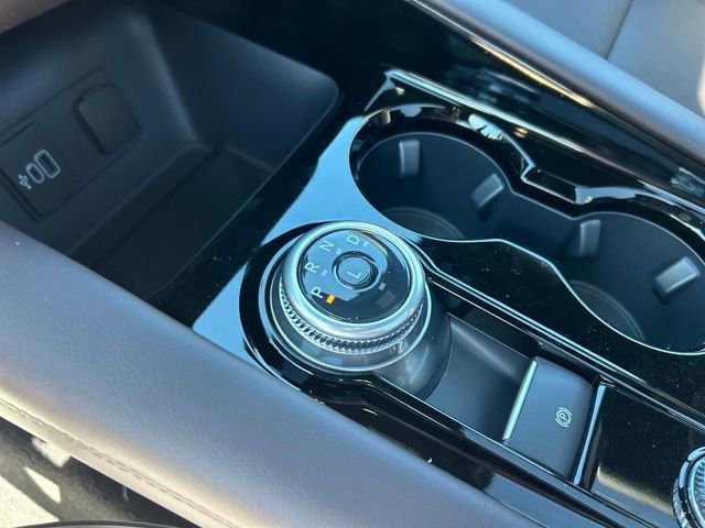 New 2026 Ford Explorer Platinum image 23