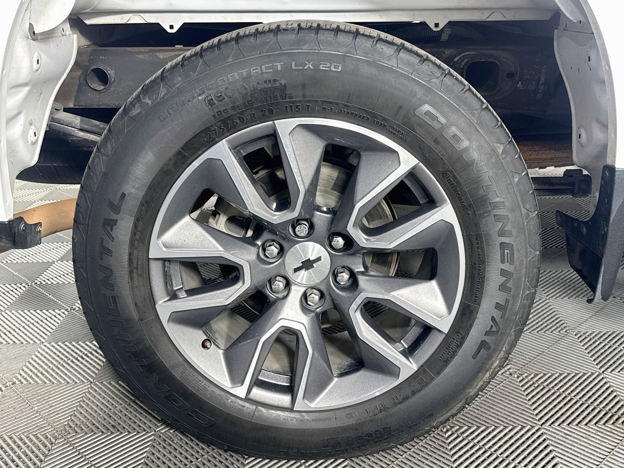 Used 2020 Chevrolet Silverado 1500 LT w/ Texas Edition RWD image 30