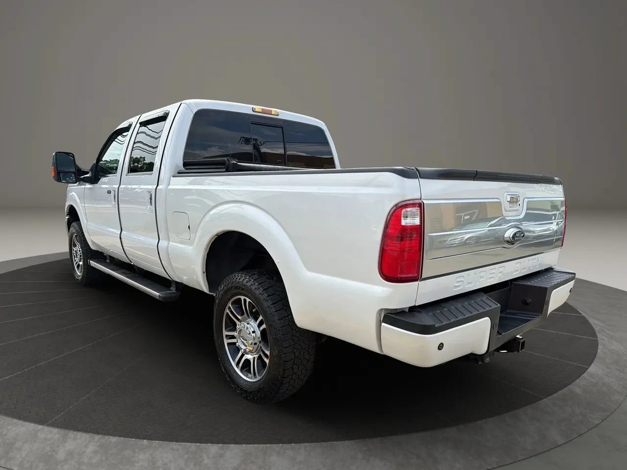 Used 2016 Ford F250 Platinum AWD/4WD image 7