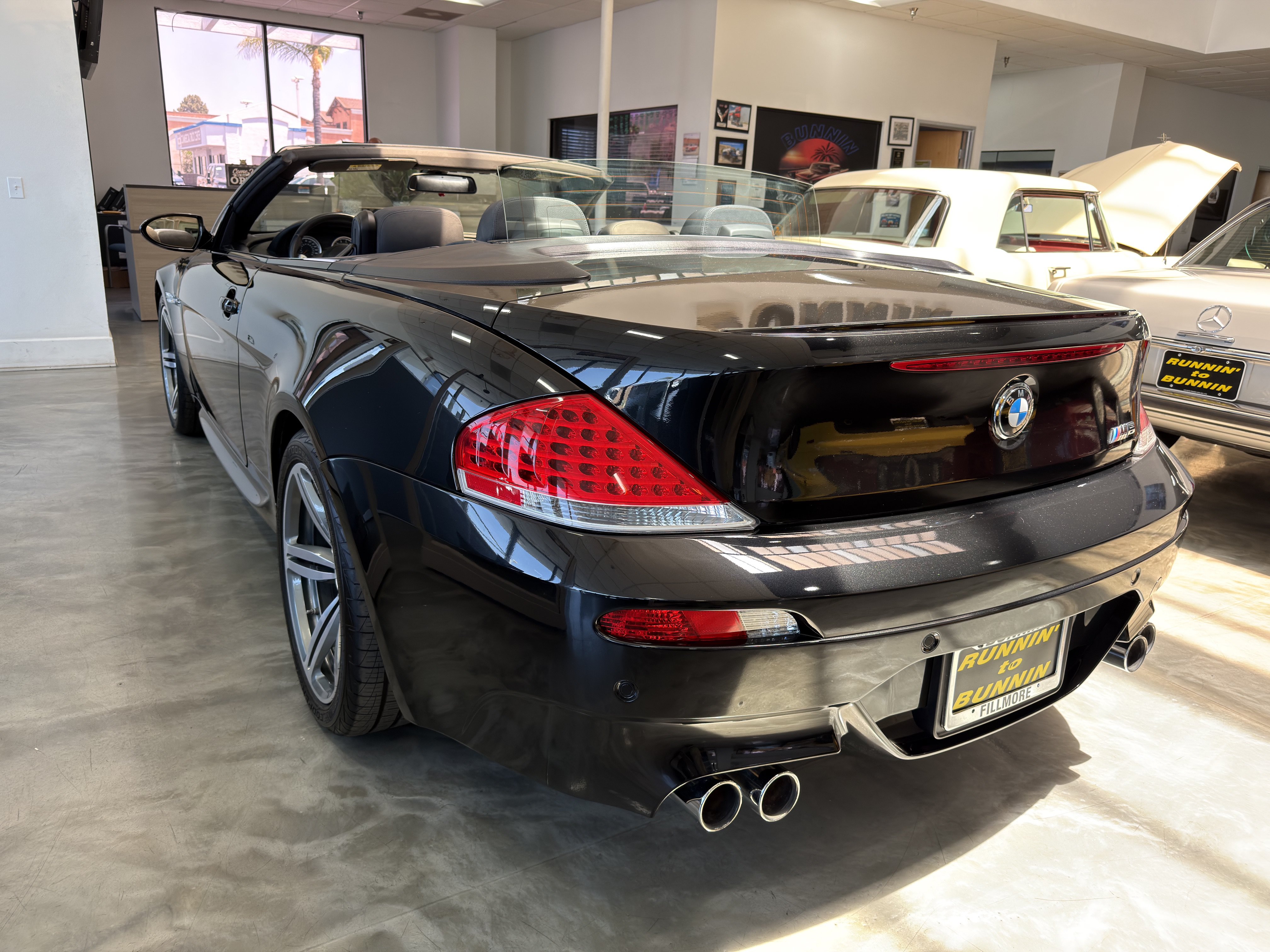 Used 2007 BMW M6 Convertible RWD image 6