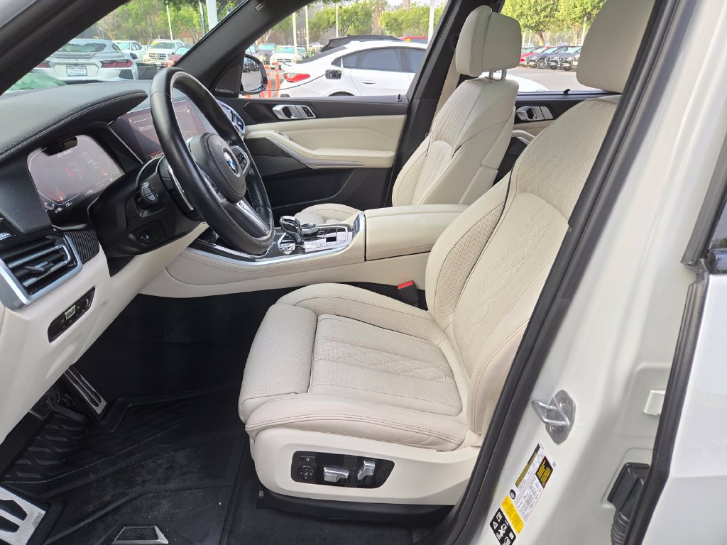 Used 2023 BMW X5 M50i w/ Executive Package AWD/4WD image 20