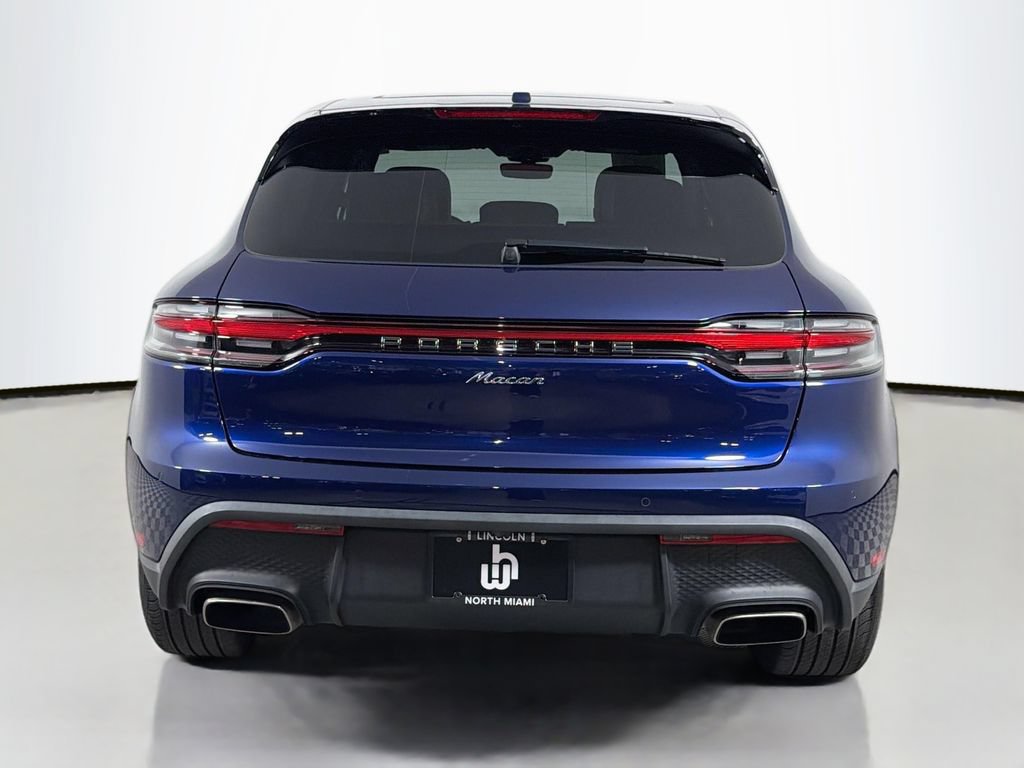 Used 2024 Porsche Macan AWD/4WD image 6