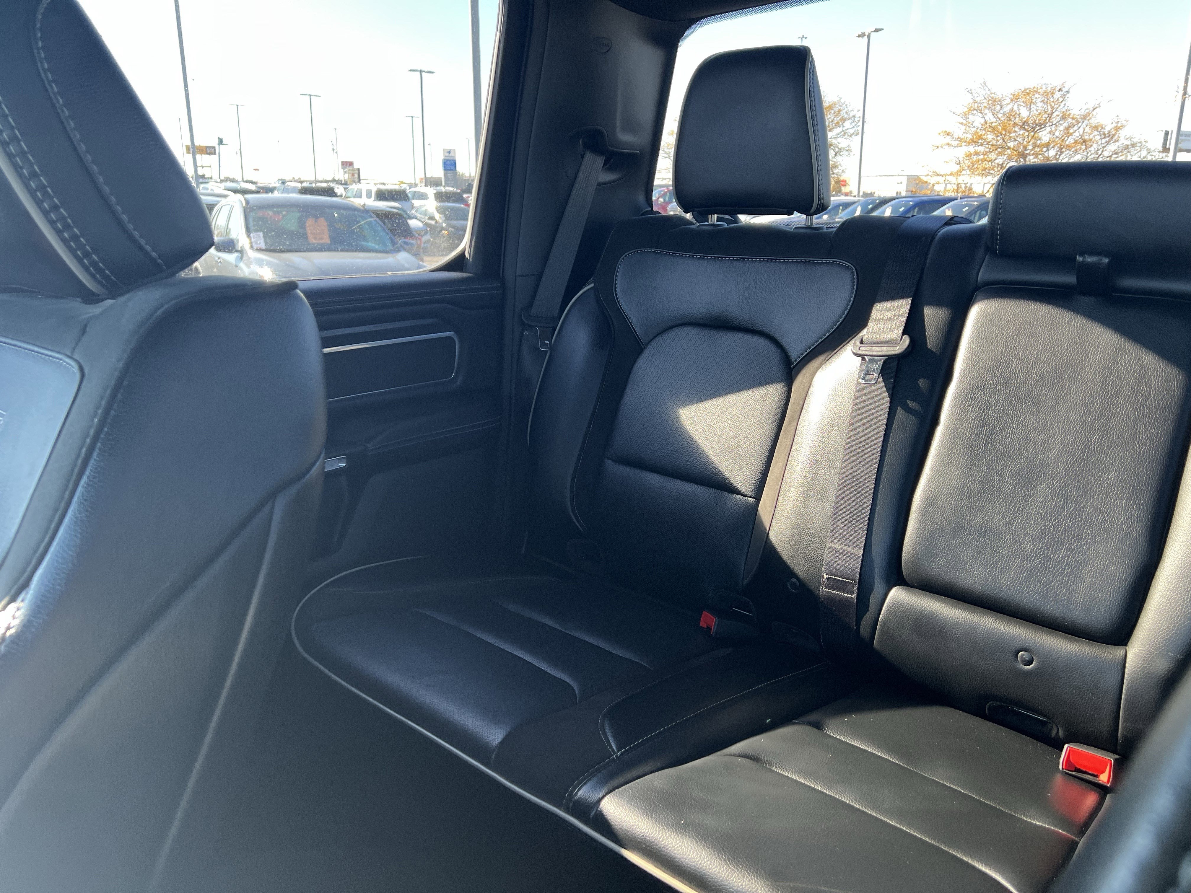 Used 2024 RAM 1500 Laramie image 12