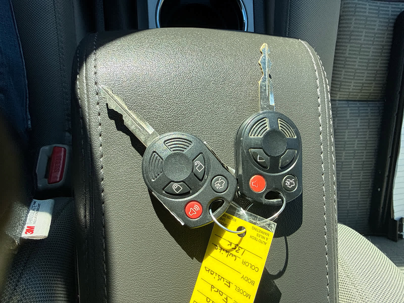 Used 2010 Ford Fusion SE image 24