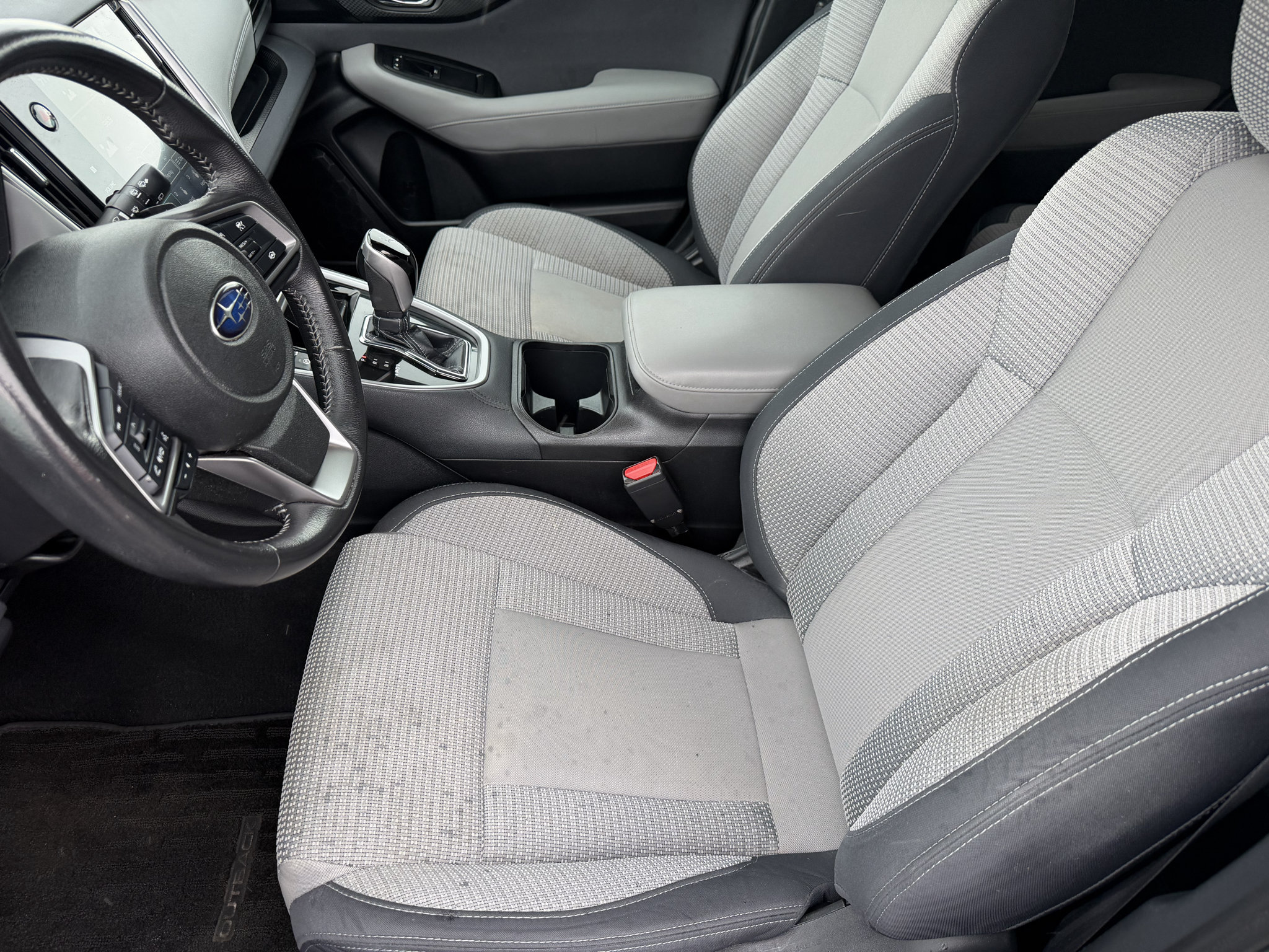 Used 2023 Subaru Outback Premium AWD/4WD image 15