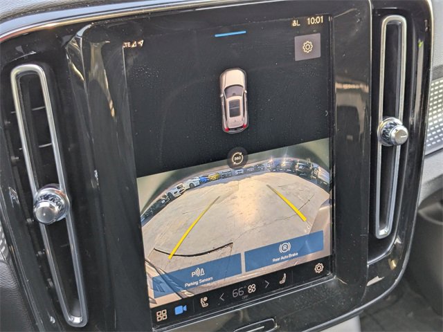 Used 2021 Volvo XC40 P8 Recharge w/ Advanced Package image 23