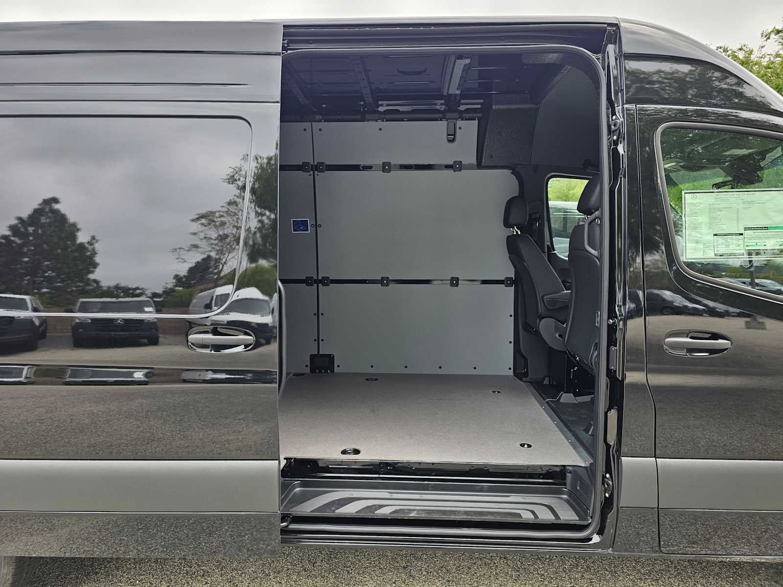 New 2025 Mercedes-Benz Sprinter 2500 image 12