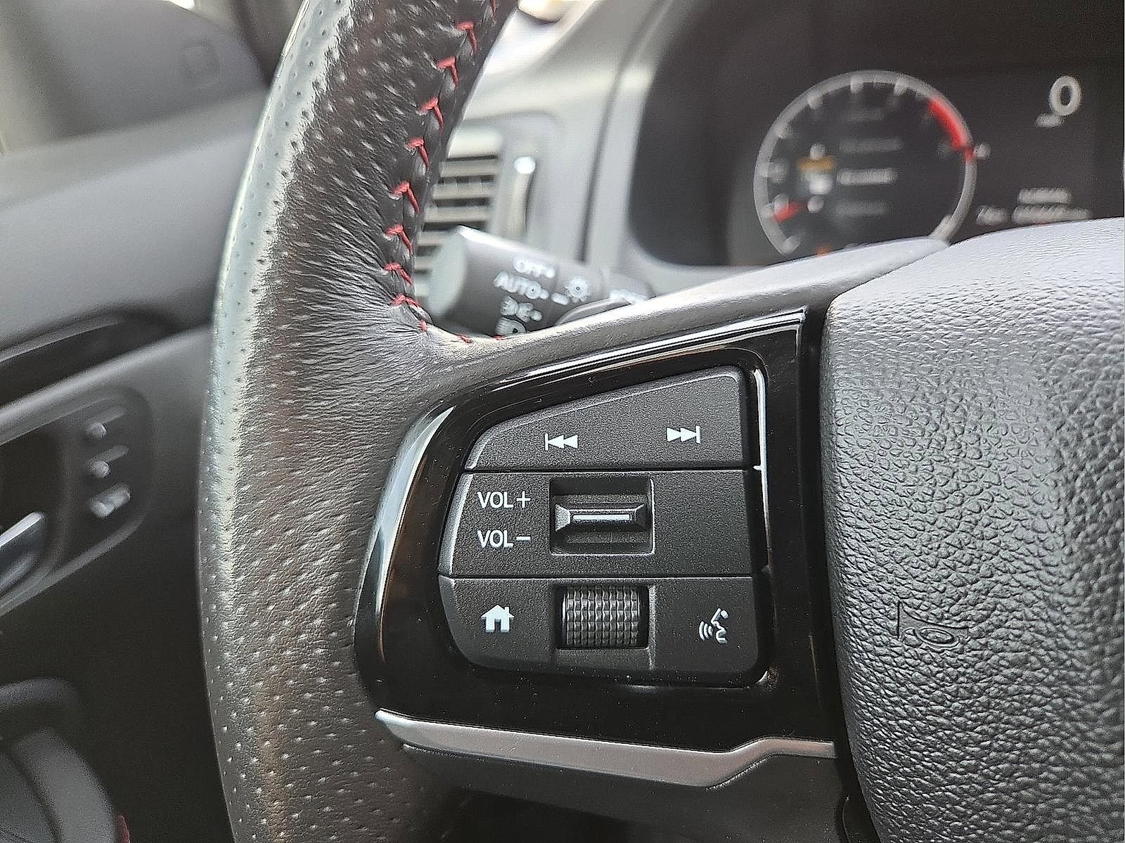 Used 2025 Honda Ridgeline Black Edition image 18