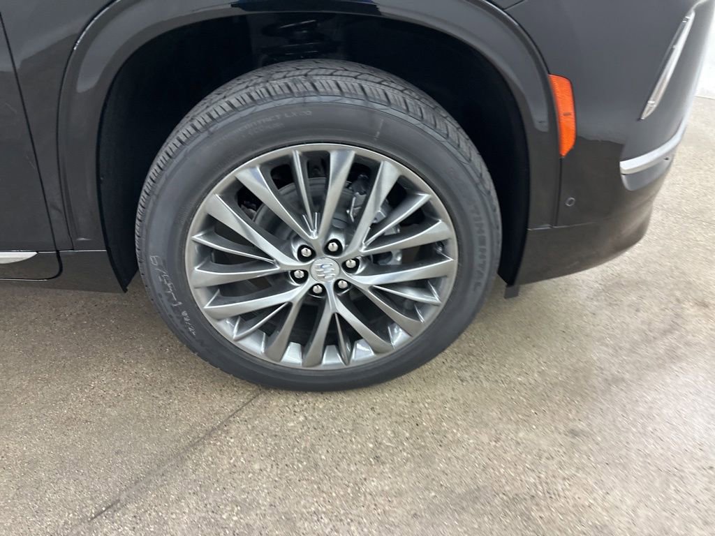 New 2026 Buick Enclave Avenir w/ Super Cruise Package image 13