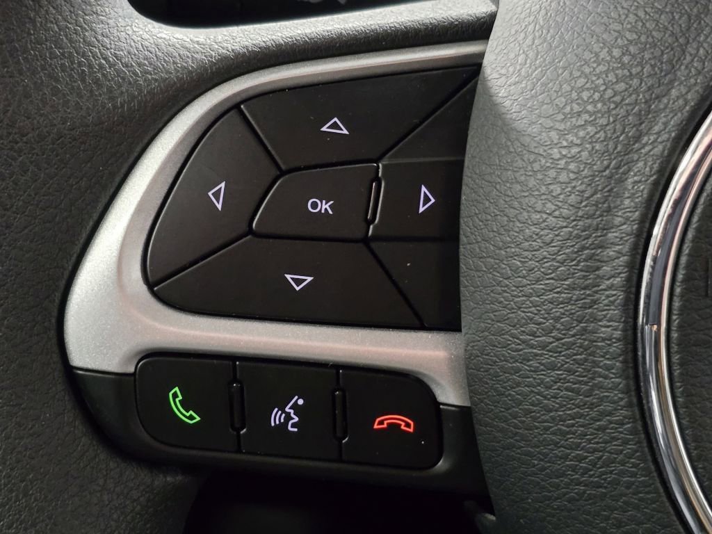 Used 2020 Jeep Renegade Sport w/ Sport Appearance Group image 14