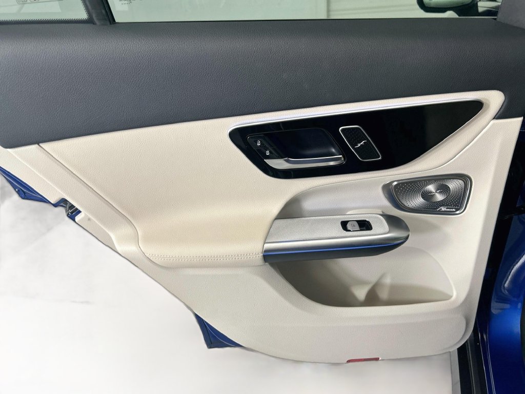 Certified 2026 Mercedes-Benz GLC 300 image 25