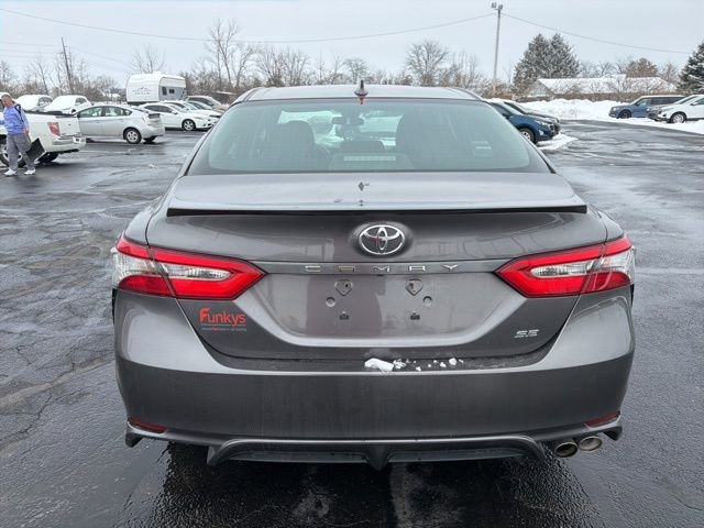 Used 2019 Toyota Camry SE image 6