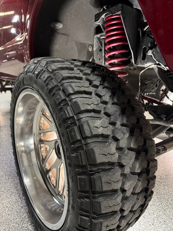 Used 2016 Ford F250 Platinum w/ FX4 Off-Road Package AWD/4WD image 16