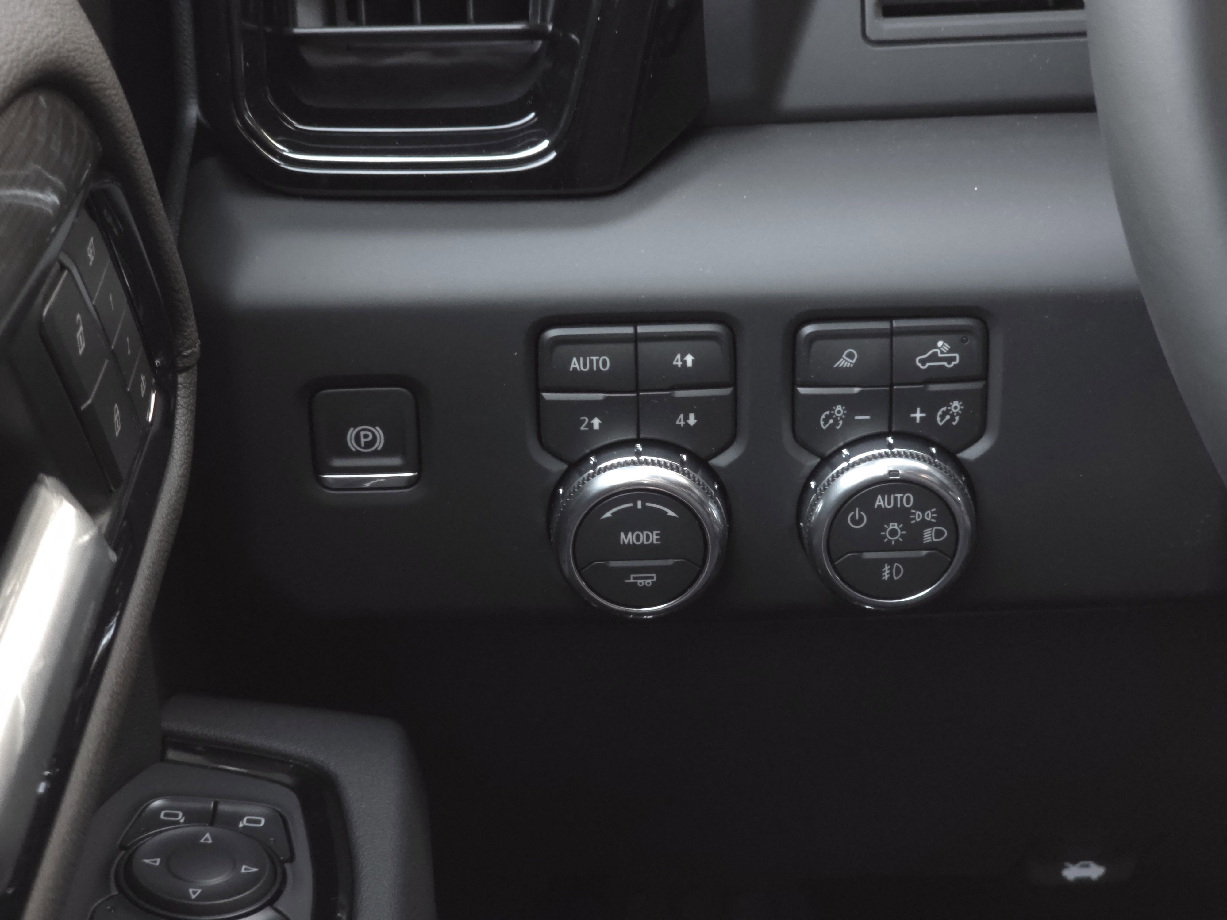 New 2026 GMC Sierra 1500 AT4 image 27