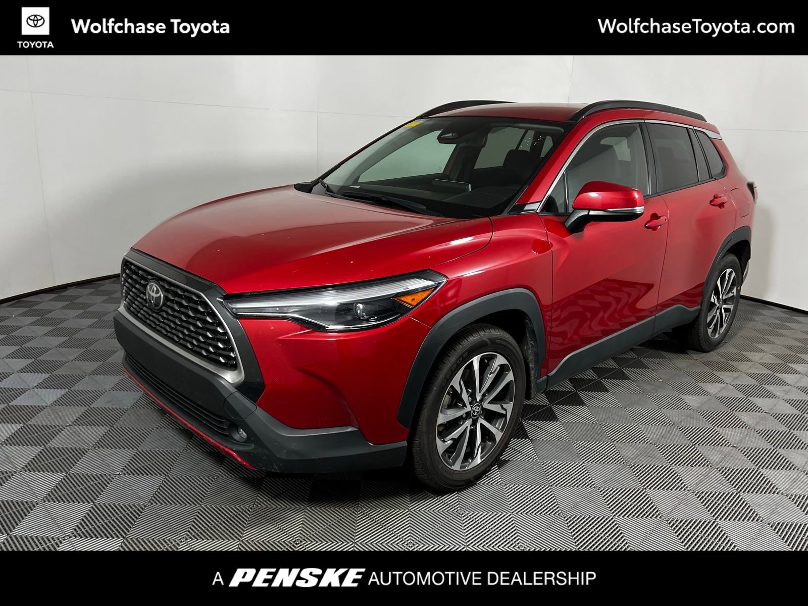 Used 2024 Toyota Corolla Cross XLE