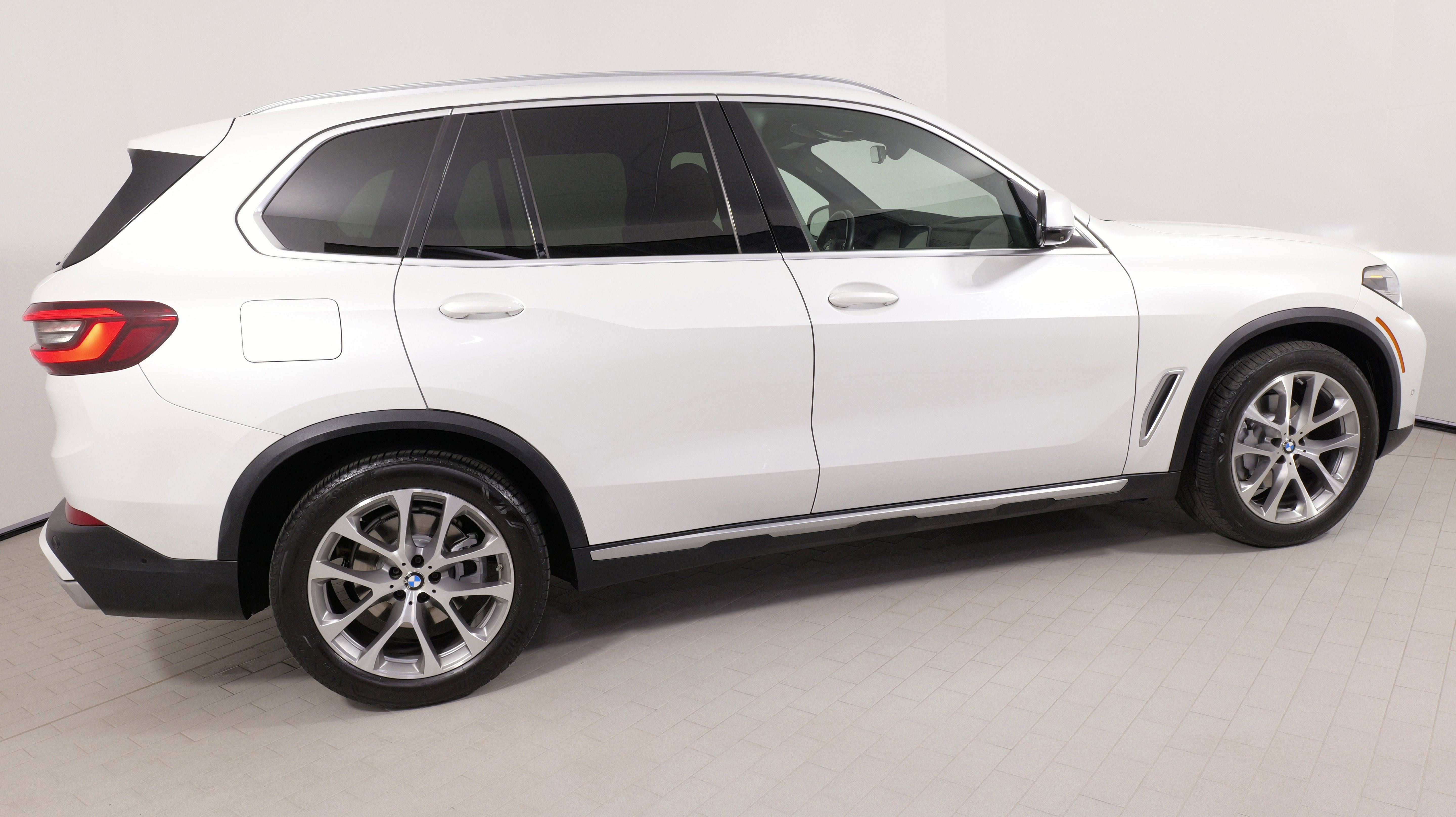 Used 2021 BMW X5 xDrive40i w/ Convenience Package image 10