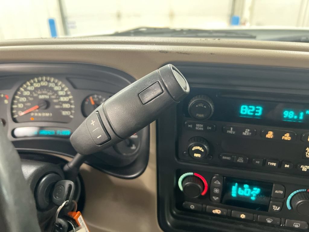 Used 2006 Chevrolet Silverado 2500 LT w/ Heavy-Duty Power Package RWD image 16