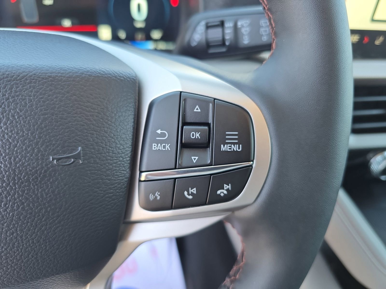 New 2026 Ford Explorer Active w/ Active Comfort Package RWD image 23