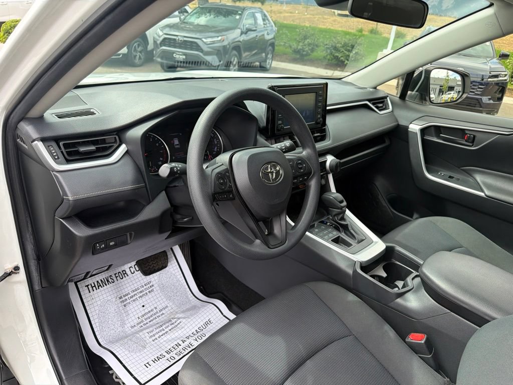 Used 2019 Toyota RAV4 LE w/ Carpet Mat Package AWD/4WD image 25