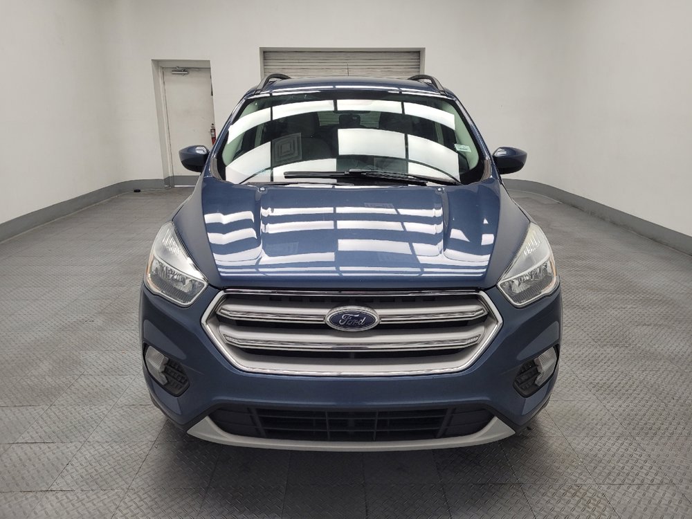 Used 2018 Ford Escape SE image 14