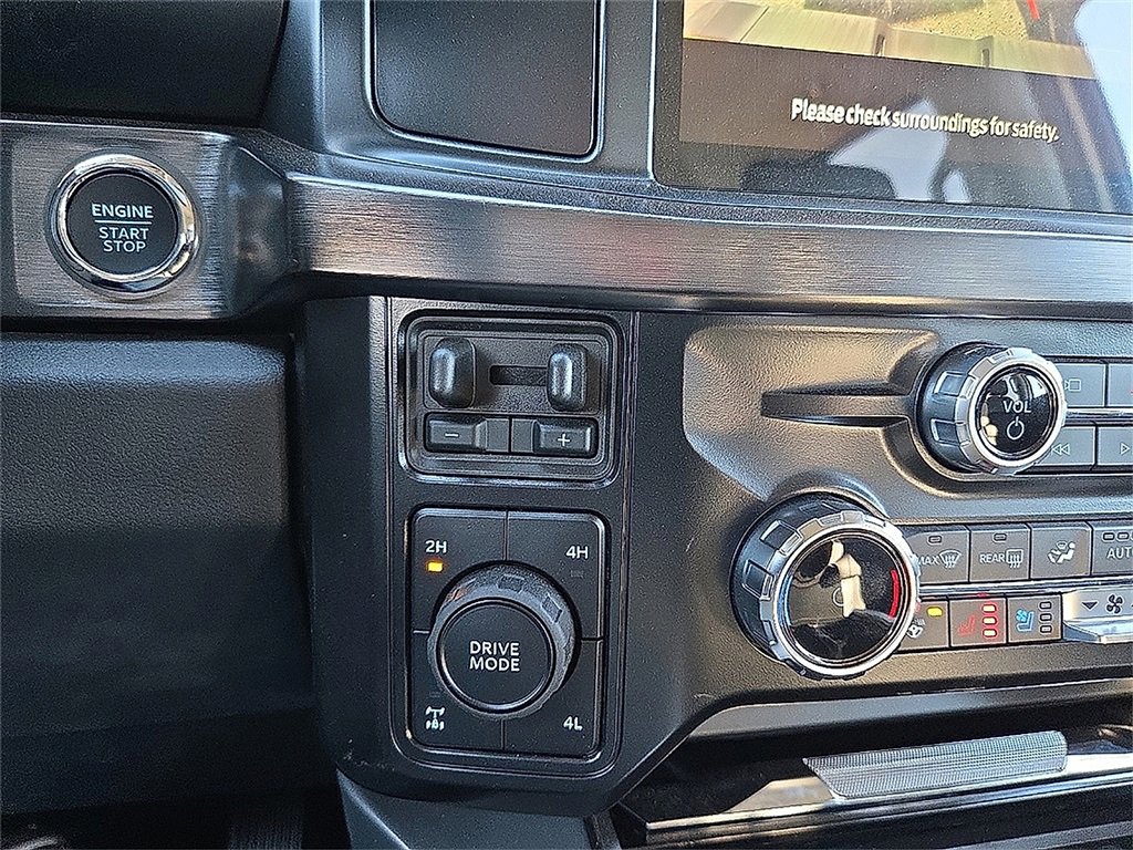 New 2025 Ford F350 Lariat w/ Chrome Package image 16