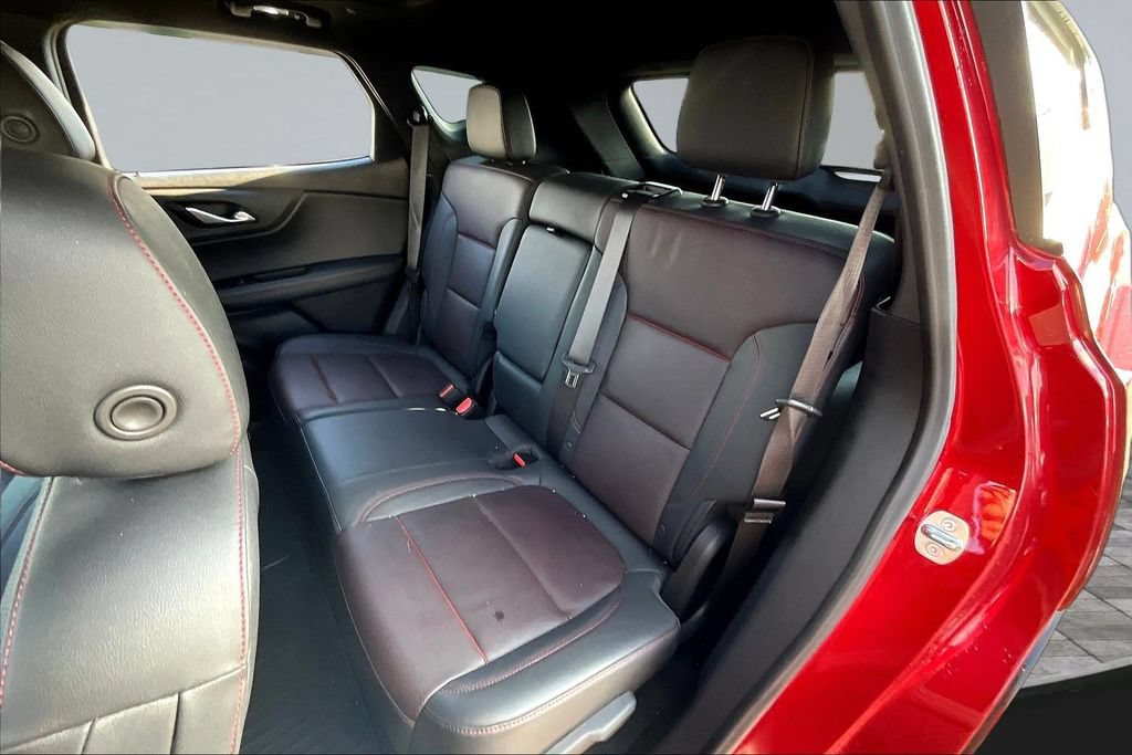 Used 2022 Chevrolet Blazer RS w/ Enhanced Convenience Package AWD/4WD image 18