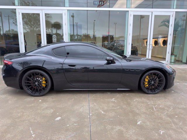 Used 2024 Maserati GranTurismo Trofeo AWD/4WD image 17