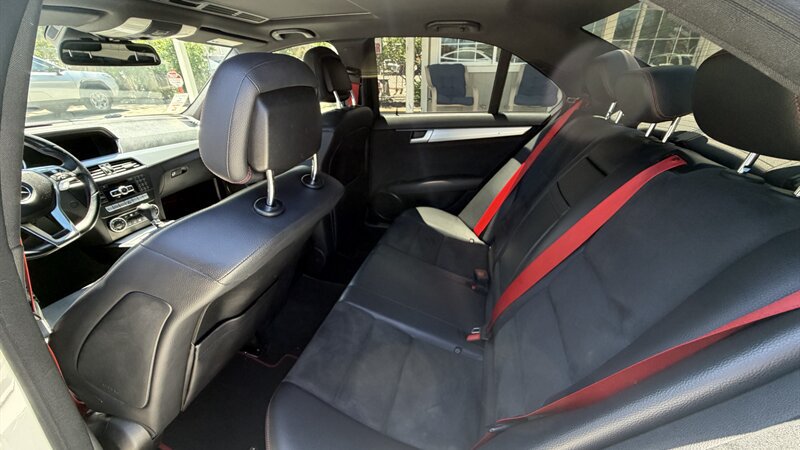 Used 2013 Mercedes-Benz C 350 Sport image 8