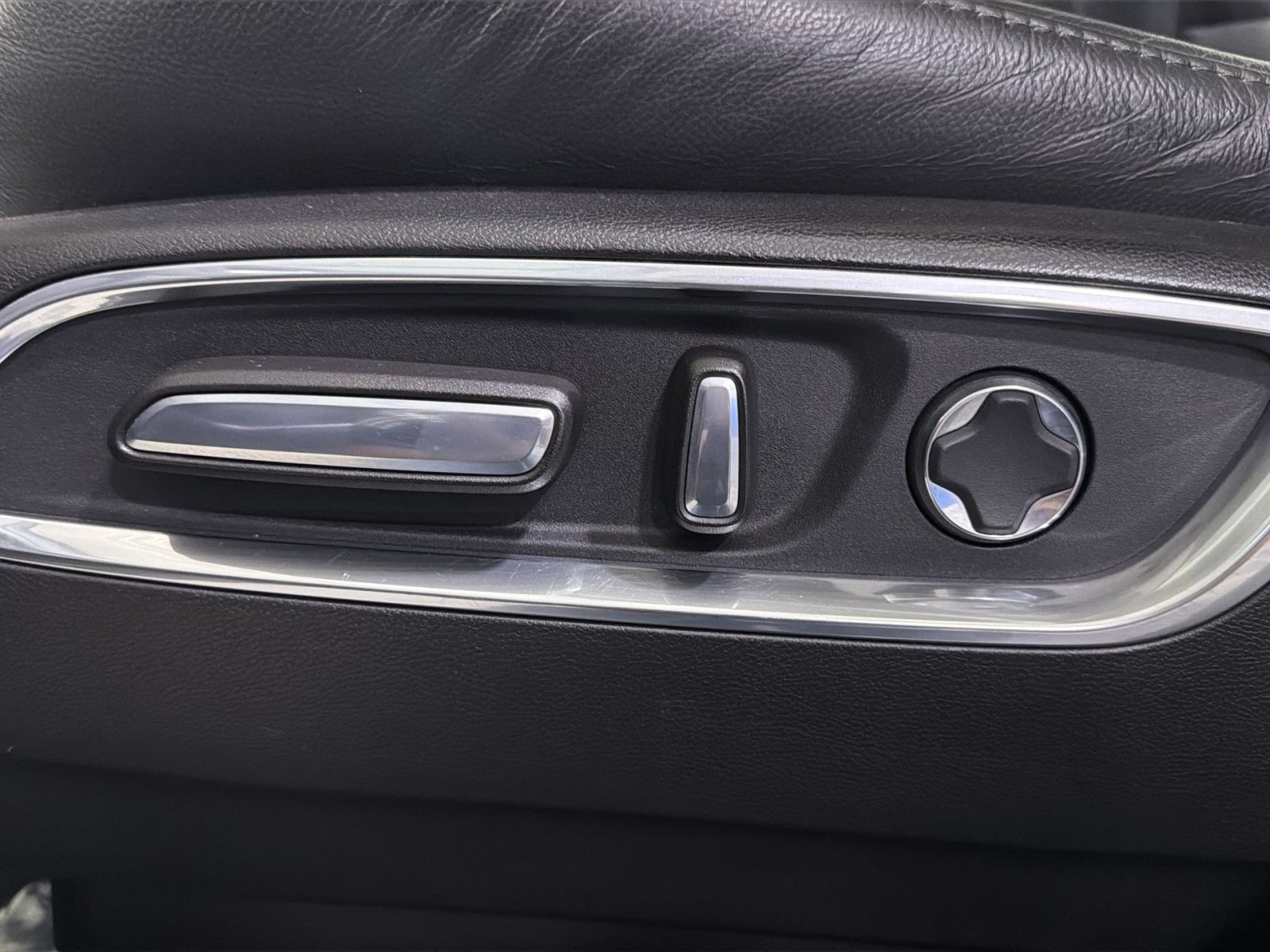 Used 2019 Acura MDX SH-AWD image 27