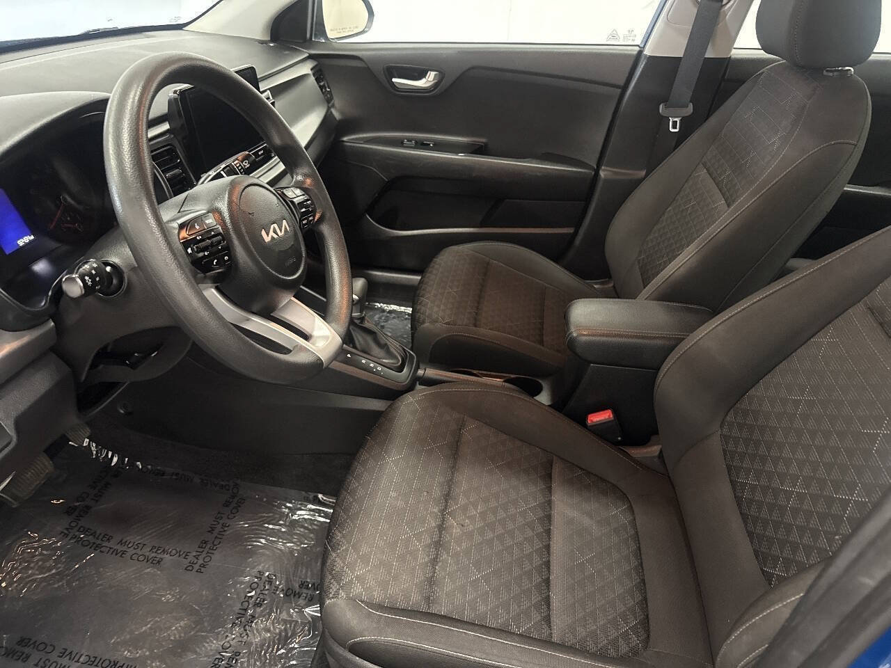 Used 2022 Kia Rio S FWD image 3