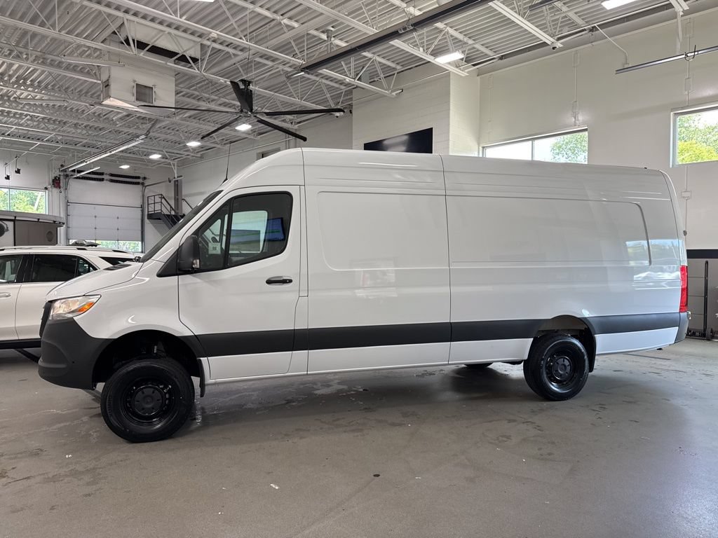 New 2025 Mercedes-Benz Sprinter 2500 image 2