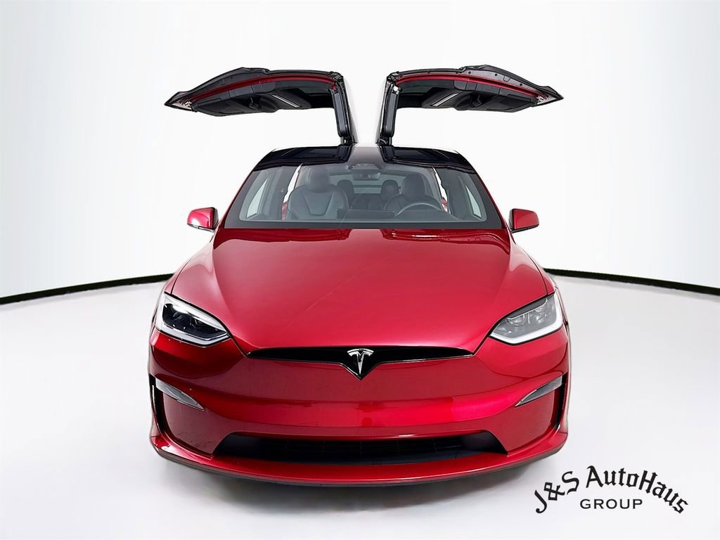 Used 2025 Tesla Model X Plaid image 2