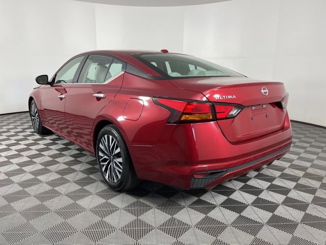 Used 2025 Nissan Altima 2.5 SV image 7