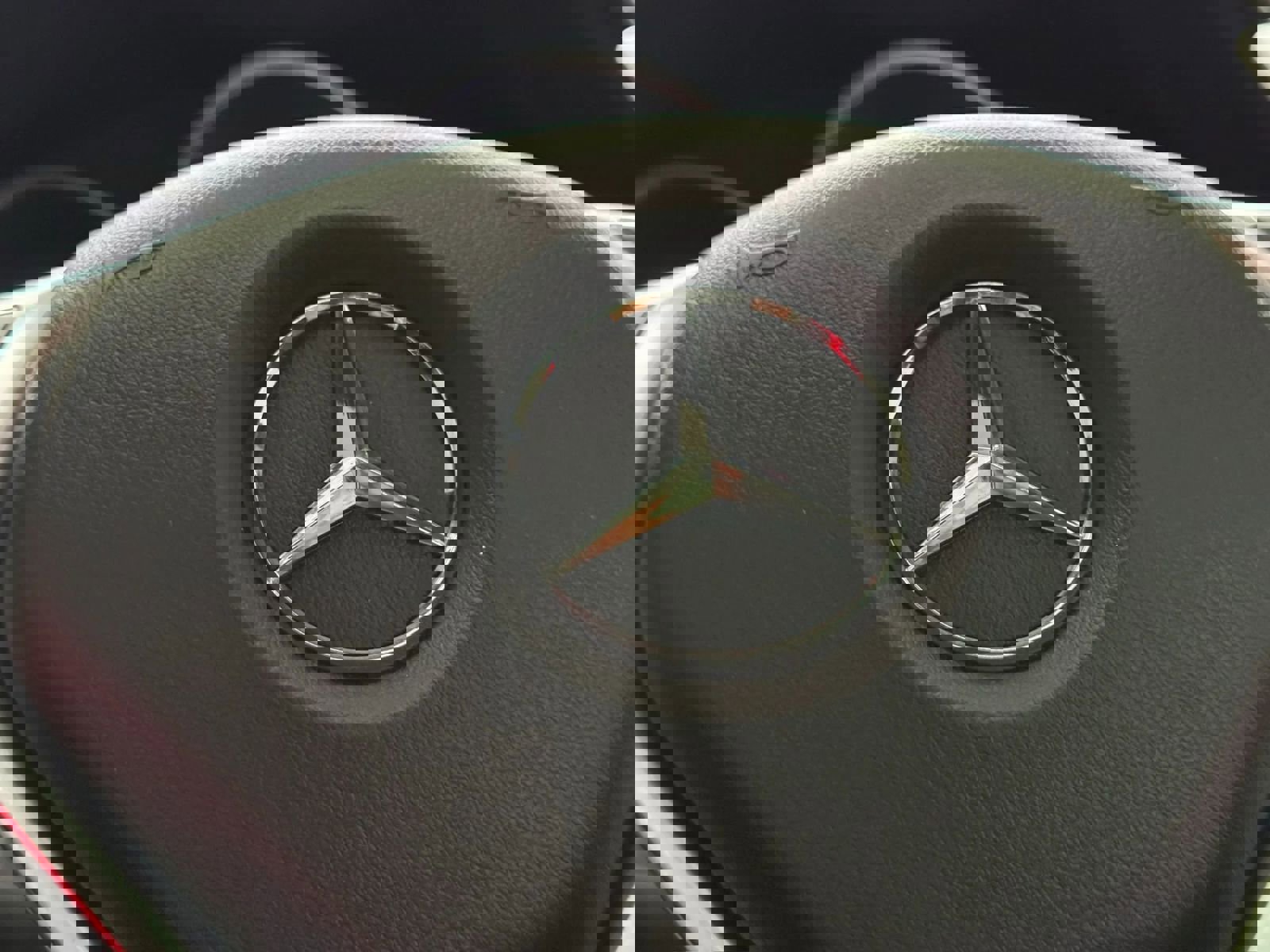 Used 2017 Mercedes-Benz E 400 4MATIC Coupe image 25