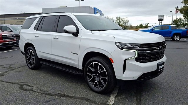 Certified 2022 Chevrolet Tahoe RST w/ Luxury Package image 2