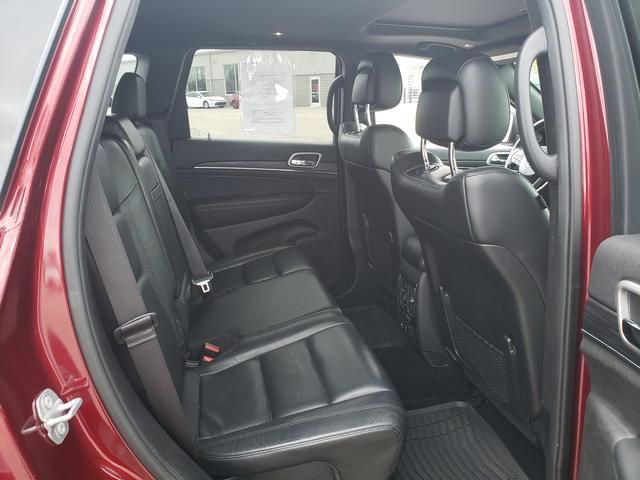 Used 2019 Jeep Grand Cherokee Limited image 16
