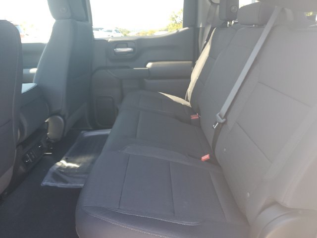 New 2026 Chevrolet Silverado 1500 Custom w/ Turbomax Blackout Package AWD/4WD image 13
