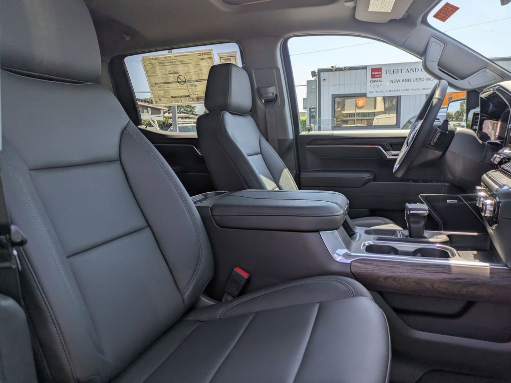 New 2026 GMC Sierra 1500 SLT w/ SLT Premium Plus Package image 10