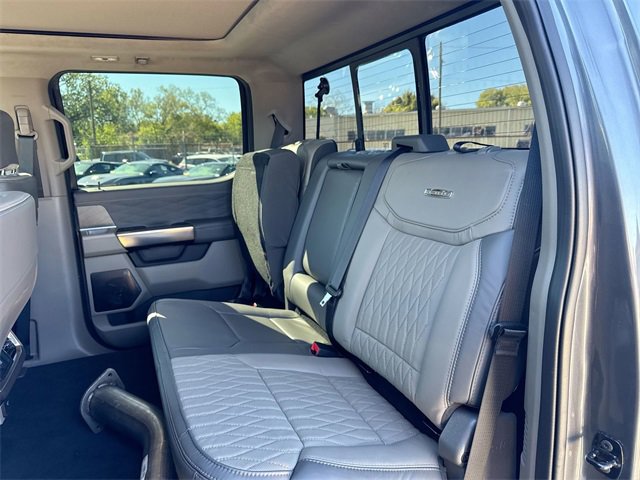 Certified 2025 Ford F350 Platinum w/ Platinum Plus Package image 29